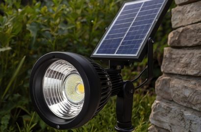 Éclairer votre maison en toute sécurité : comment choisir un projecteur LED adapté